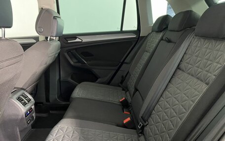 Volkswagen Tiguan II, 2021 год, 2 850 000 рублей, 6 фотография