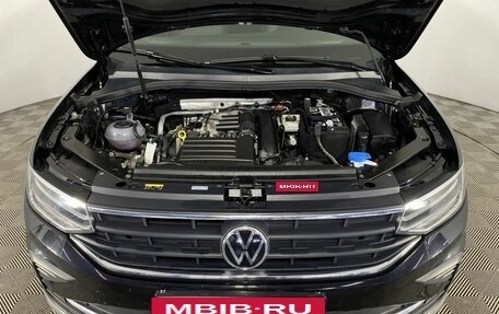 Volkswagen Tiguan II, 2021 год, 2 850 000 рублей, 15 фотография