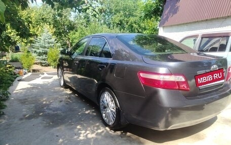 Toyota Camry, 2010 год, 1 050 000 рублей, 3 фотография