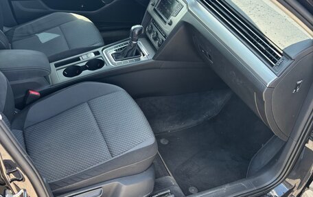 Volkswagen Passat B8 рестайлинг, 2016 год, 1 380 000 рублей, 7 фотография