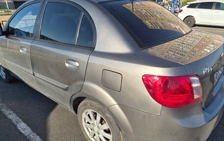 KIA Rio II, 2010 год, 600 000 рублей, 5 фотография