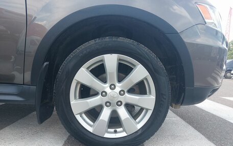 Mitsubishi Outlander III рестайлинг 3, 2010 год, 1 320 000 рублей, 11 фотография