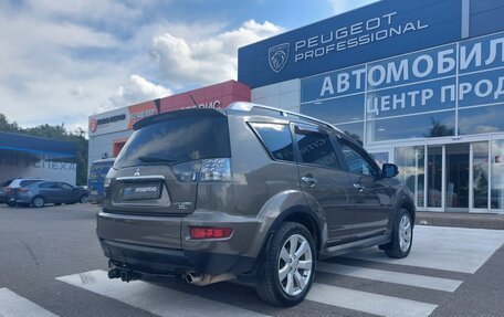 Mitsubishi Outlander III рестайлинг 3, 2010 год, 1 320 000 рублей, 9 фотография