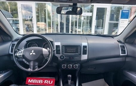 Mitsubishi Outlander III рестайлинг 3, 2010 год, 1 320 000 рублей, 18 фотография