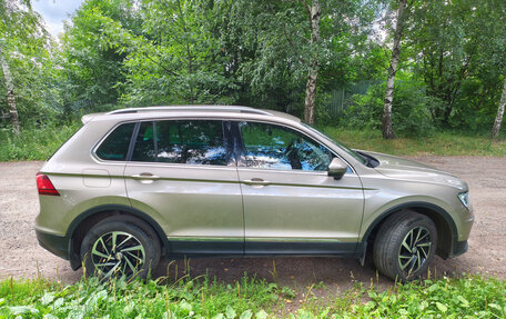 Volkswagen Tiguan II, 2018 год, 2 300 000 рублей, 8 фотография