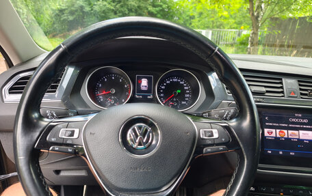 Volkswagen Tiguan II, 2018 год, 2 300 000 рублей, 13 фотография