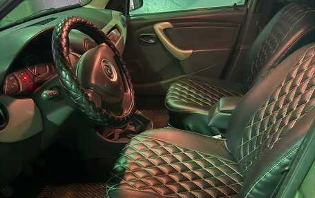 Renault Logan I, 2011 год, 450 000 рублей, 2 фотография