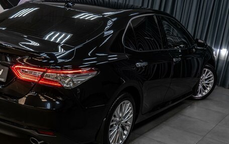 Toyota Camry, 2021 год, 3 099 000 рублей, 7 фотография