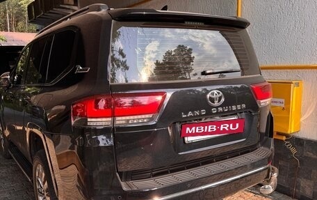 Toyota Land Cruiser, 2021 год, 10 500 000 рублей, 2 фотография