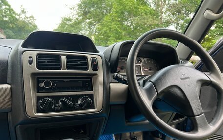 Mitsubishi Pajero iO, 1998 год, 490 000 рублей, 10 фотография