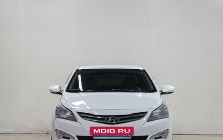 Hyundai Solaris II рестайлинг, 2016 год, 899 000 рублей, 3 фотография