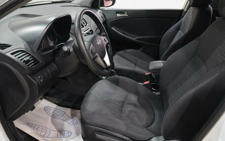 Hyundai Solaris II рестайлинг, 2016 год, 899 000 рублей, 13 фотография