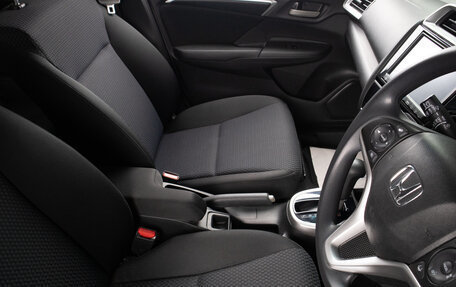 Honda Fit III, 2019 год, 1 299 000 рублей, 19 фотография