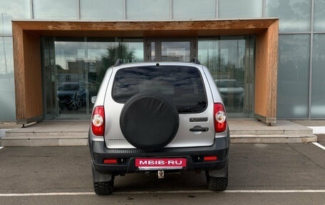 Chevrolet Niva I рестайлинг, 2019 год, 780 000 рублей, 5 фотография