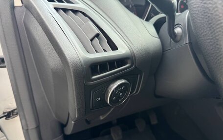 Ford Focus III, 2011 год, 800 000 рублей, 18 фотография