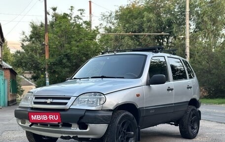 Chevrolet Niva I рестайлинг, 2004 год, 265 000 рублей, 2 фотография