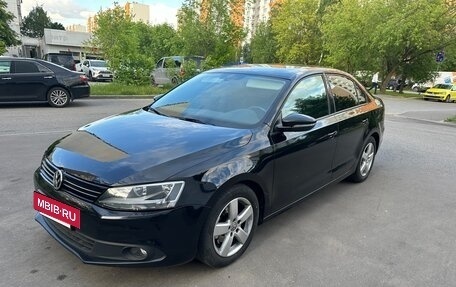 Volkswagen Jetta VI, 2013 год, 1 400 000 рублей, 3 фотография