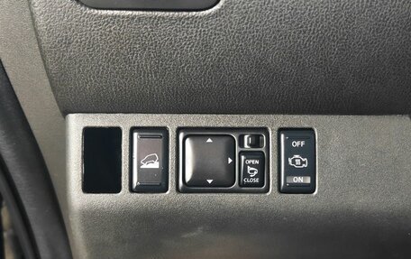 Nissan Pathfinder, 2008 год, 845 000 рублей, 18 фотография