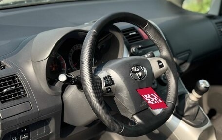 Toyota Auris II, 2010 год, 899 000 рублей, 15 фотография