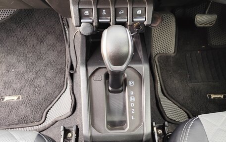 Suzuki Jimny, 2020 год, 1 900 000 рублей, 9 фотография