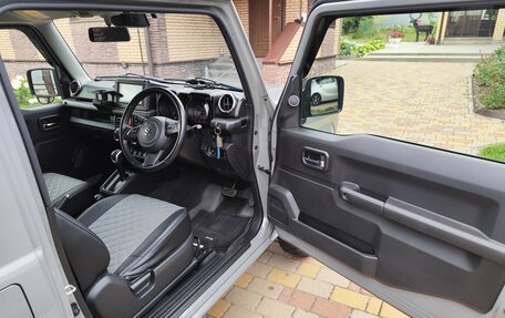 Suzuki Jimny, 2020 год, 1 900 000 рублей, 12 фотография
