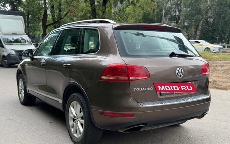 Volkswagen Touareg III, 2012 год, 1 950 000 рублей, 4 фотография