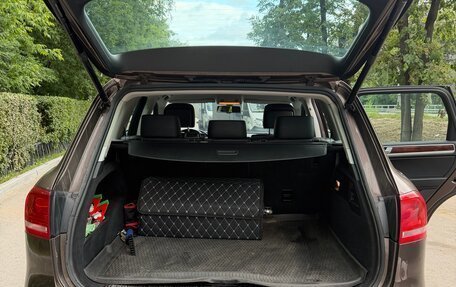 Volkswagen Touareg III, 2012 год, 1 950 000 рублей, 15 фотография