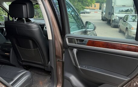 Volkswagen Touareg III, 2012 год, 1 950 000 рублей, 25 фотография