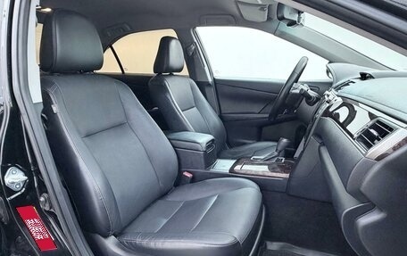 Toyota Camry, 2017 год, 2 750 000 рублей, 7 фотография