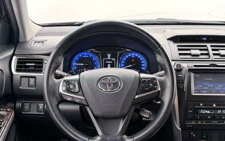 Toyota Camry, 2017 год, 2 750 000 рублей, 21 фотография