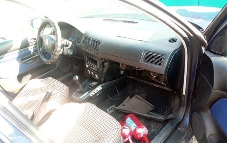 Volkswagen Golf IV, 2000 год, 200 000 рублей, 1 фотография