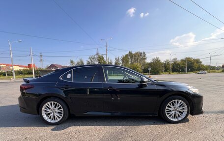 Toyota Camry, 2018 год, 2 800 000 рублей, 7 фотография