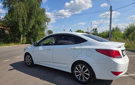 Hyundai Solaris II рестайлинг, 2015 год, 1 190 000 рублей, 3 фотография