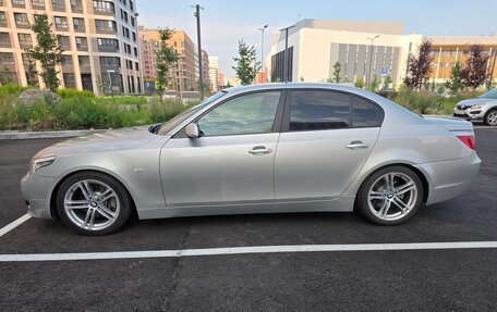BMW 5 серия, 2004 год, 1 300 000 рублей, 4 фотография