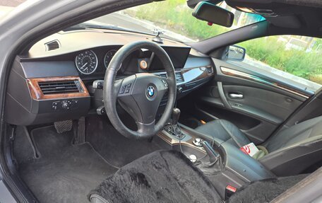 BMW 5 серия, 2004 год, 1 300 000 рублей, 5 фотография