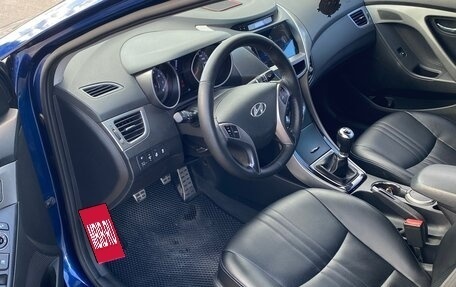Hyundai Elantra V, 2012 год, 915 000 рублей, 8 фотография