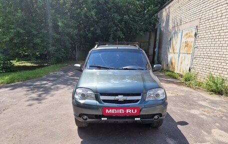 Chevrolet Niva I рестайлинг, 2012 год, 450 000 рублей, 5 фотография