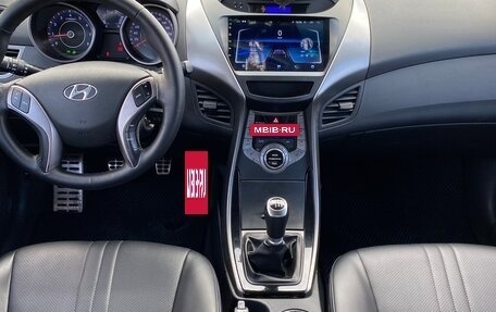 Hyundai Elantra V, 2012 год, 915 000 рублей, 7 фотография