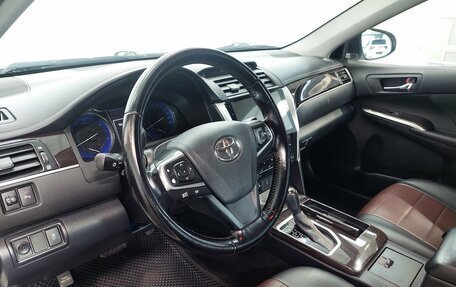 Toyota Camry, 2016 год, 1 950 000 рублей, 11 фотография