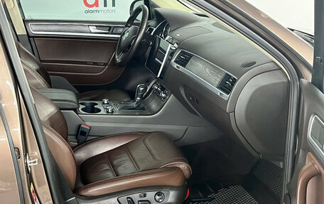 Volkswagen Touareg III, 2010 год, 1 599 000 рублей, 16 фотография