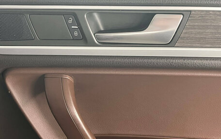 Volkswagen Touareg III, 2010 год, 1 599 000 рублей, 25 фотография