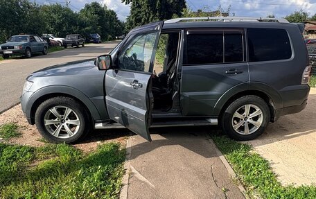 Mitsubishi Pajero IV, 2008 год, 1 300 000 рублей, 2 фотография