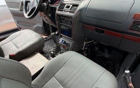 Mitsubishi Pajero III рестайлинг, 1993 год, 1 200 000 рублей, 11 фотография