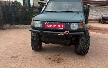 Mitsubishi Pajero III рестайлинг, 1993 год, 1 200 000 рублей, 7 фотография