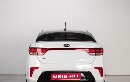 KIA Rio IV, 2018 год, 1 289 000 рублей, 6 фотография