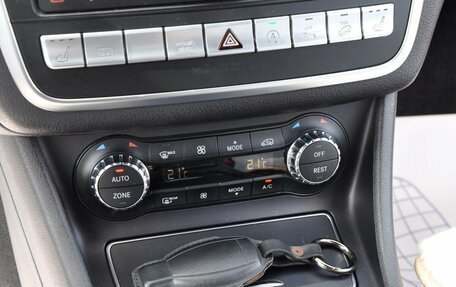 Mercedes-Benz GLA, 2019 год, 2 470 000 рублей, 13 фотография