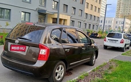 KIA Carens III (RP), 2009 год, 490 000 рублей, 1 фотография