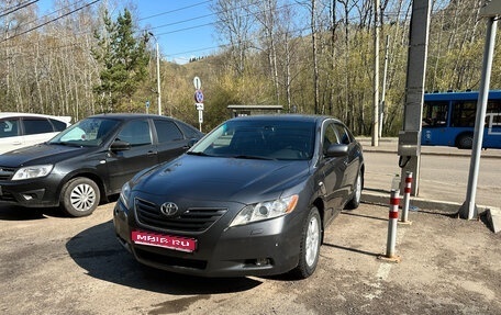 Toyota Camry, 2006 год, 1 100 000 рублей, 1 фотография