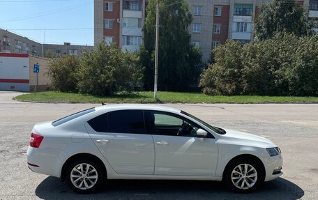 Skoda Octavia, 2017 год, 1 650 000 рублей, 3 фотография