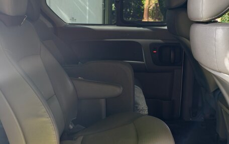 Hyundai Grand Starex Grand Starex I рестайлинг 2, 2008 год, 1 300 000 рублей, 7 фотография